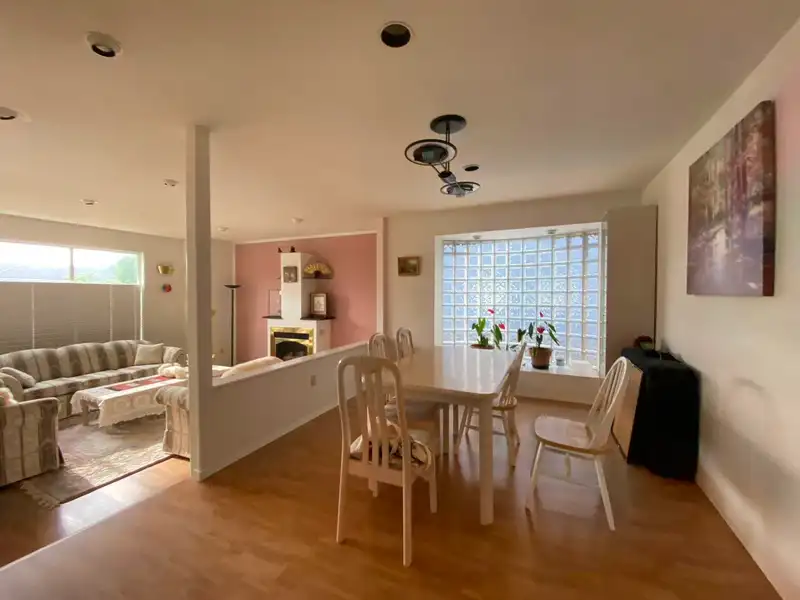 6990 WILLINGDON AVENUE - photo 2 of 35