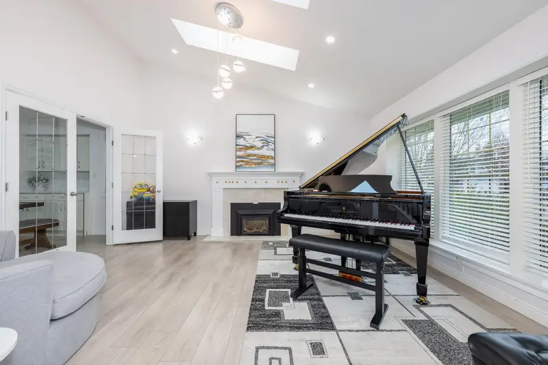 8769 215B STREET - photo 4 of 25