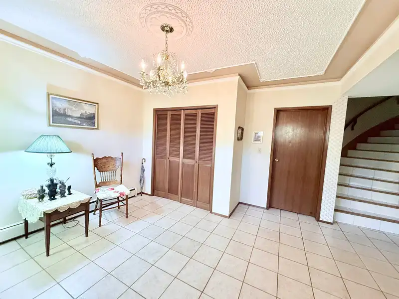 3925 PANDORA STREET - photo 2 of 31