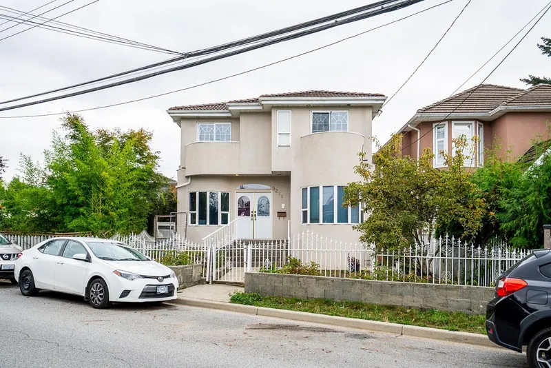 3288 SCHOOL AVENUE - photo 1 of 25