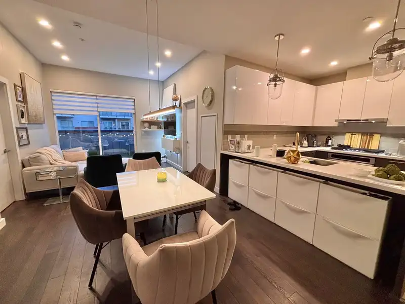 602 5399 CEDARBRIDGE WAY - photo 4 of 12