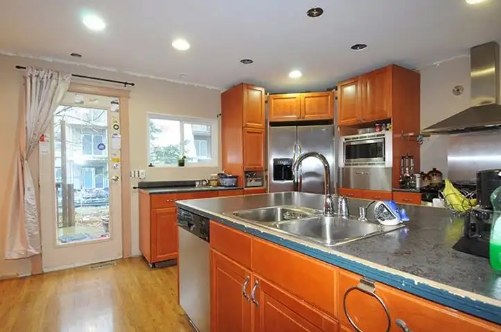 12275 HILLSIDE STREET - photo 2 of 15
