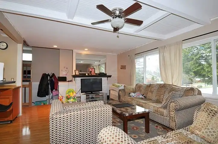 12275 HILLSIDE STREET - photo 4 of 15