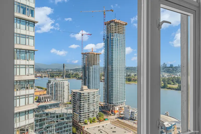 3303 892 CARNARVON STREET - photo 2 of 25