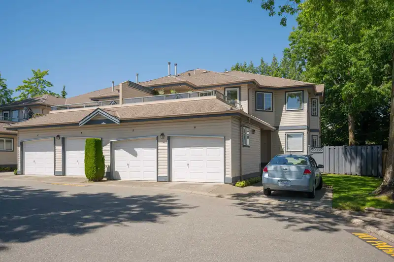 6 8388 158 STREET - photo 2 of 40
