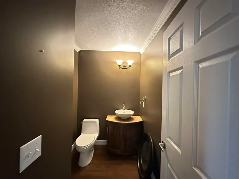 37 DEERWOOD PLACE - photo 4 of 10