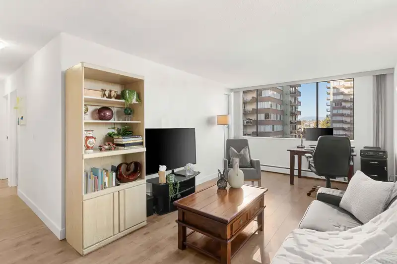 703 620 SEVENTH AVENUE - photo 1 of 35