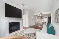 300 533 WATERS EDGE CRESCENT - thumbnail 7