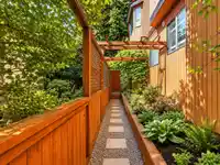 2940 DRESDEN WAY - thumbnail 30