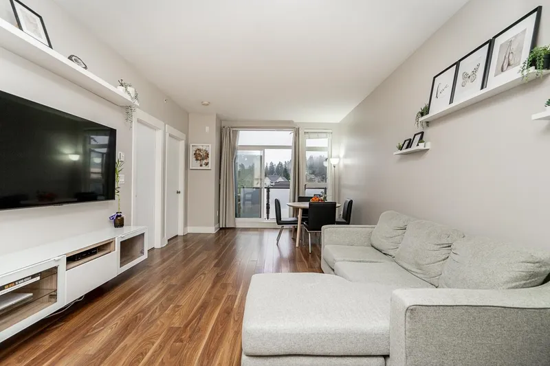 419 55 EIGHTH AVENUE - photo 3 of 25