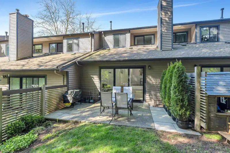 8577 FLOWERING PLACE - photo 2 of 30