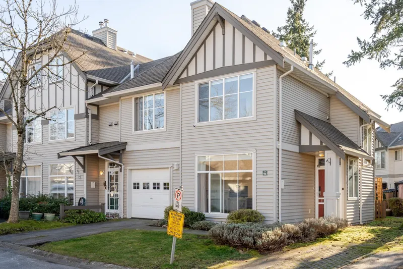 94 6465 184A STREET - photo 1 of 25