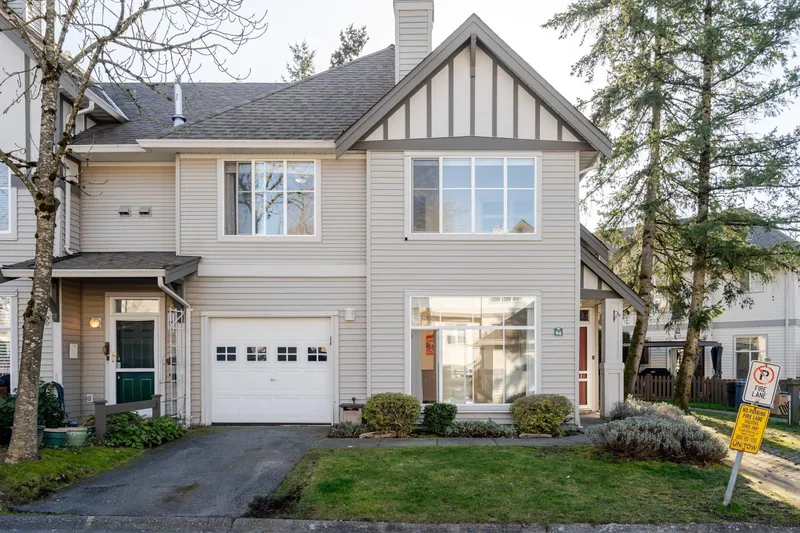 94 6465 184A STREET - photo 4 of 25