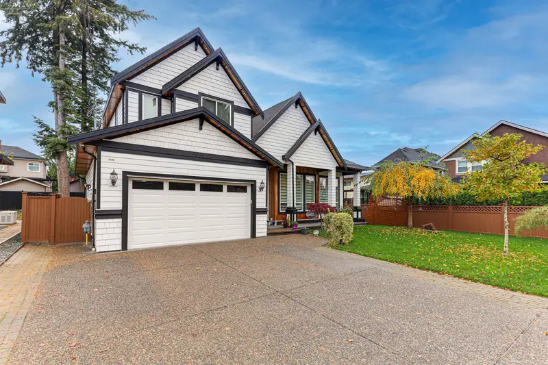 7420 116 ST STREET - photo 3 of 25