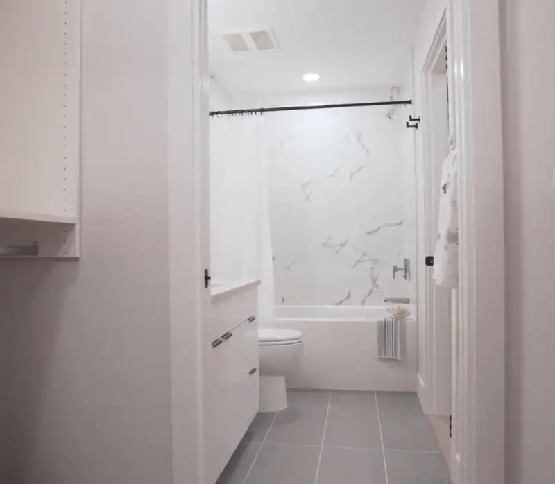 304 11655 FRASER STREET - photo 4 of 4