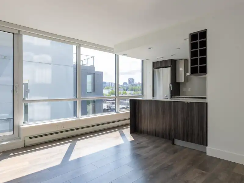 706 1788 COLUMBIA STREET - photo 1 of 19