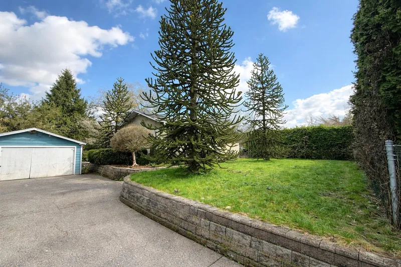 21355 OLD YALE ROAD - photo 4 of 25