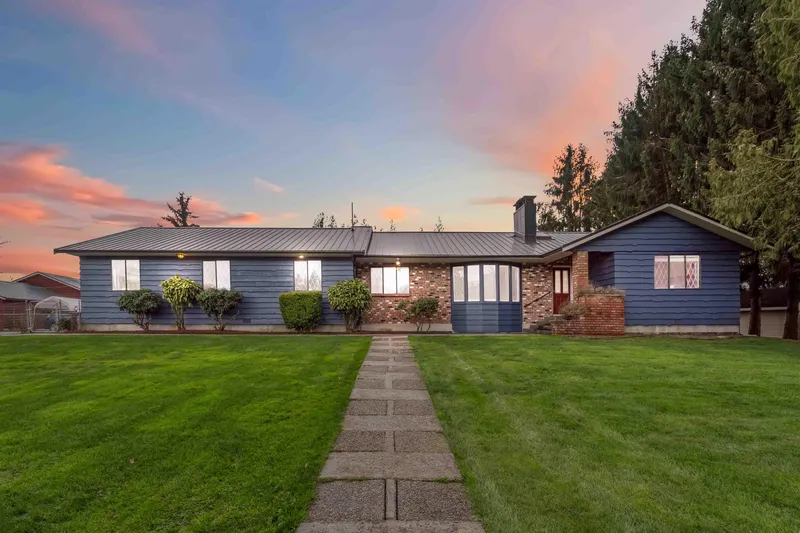 19782 150 AVENUE - photo 2 of 25