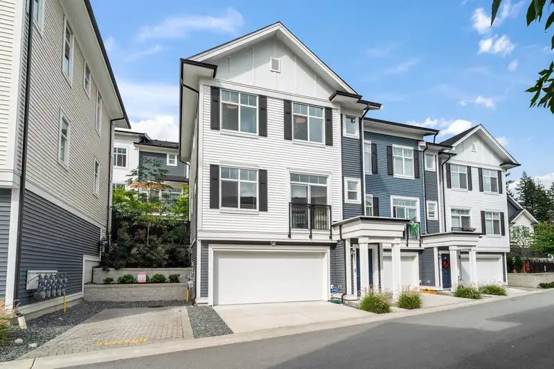161 3565 BAYCREST AVENUE - photo 1 of 29