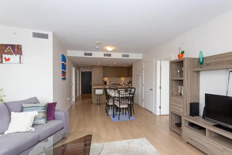 707 112 E 13TH STREET - photo 4 of 23