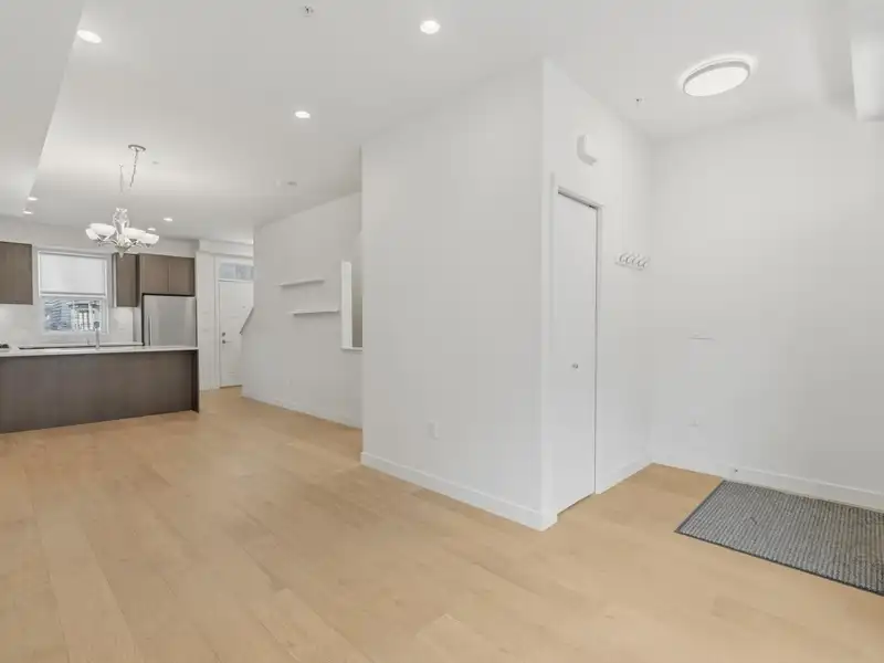 7891 OAK STREET - photo 2 of 16