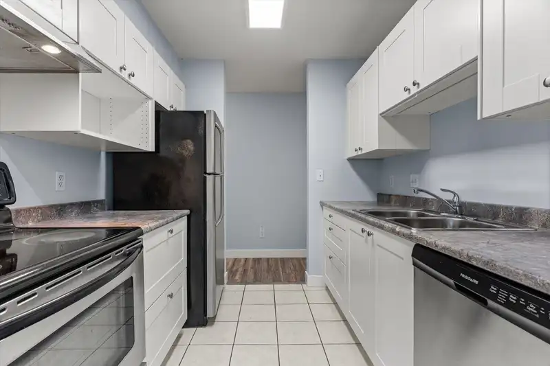 210 45222 WATSON ROAD - photo 4 of 37