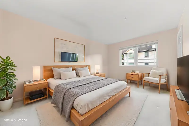 205 1550 SW MARINE DRIVE - photo 3 of 21