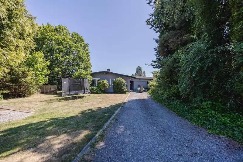 1255 MALVERN PLACE - photo 2 of 40