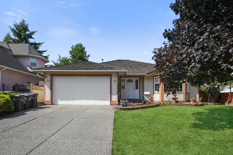 18555 57 AVENUE - photo 1 of 30