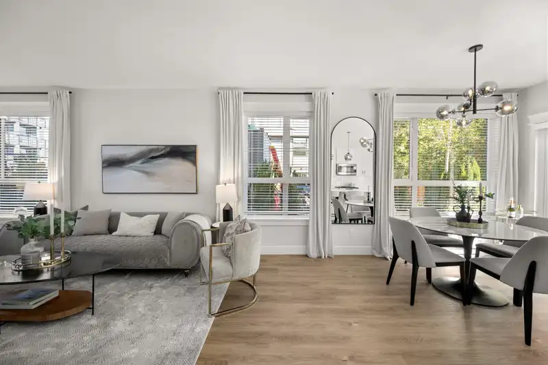 8 20926 83 AVENUE - photo 2 of 40