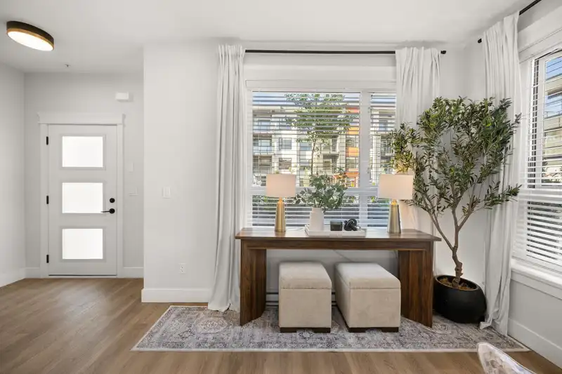 8 20926 83 AVENUE - photo 4 of 40