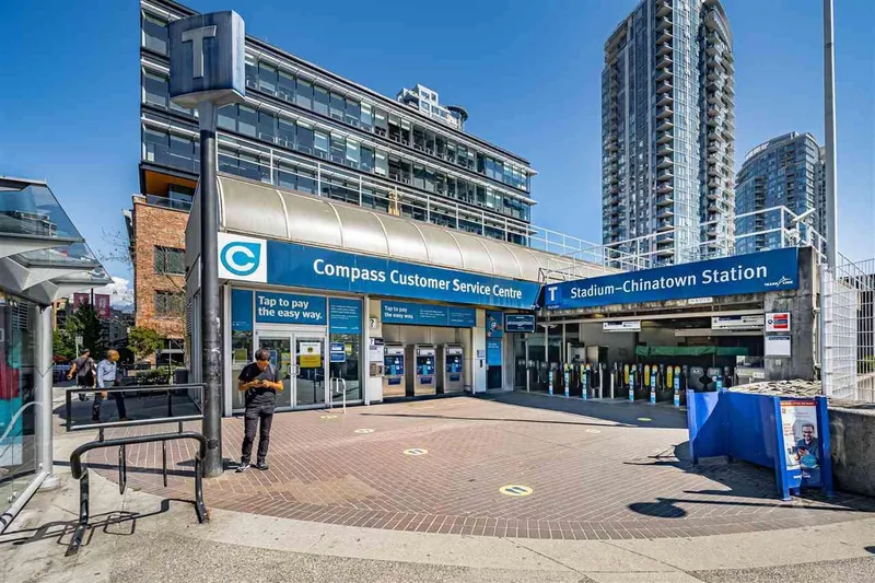 2206 111 W GEORGIA STREET - photo 4 of 16