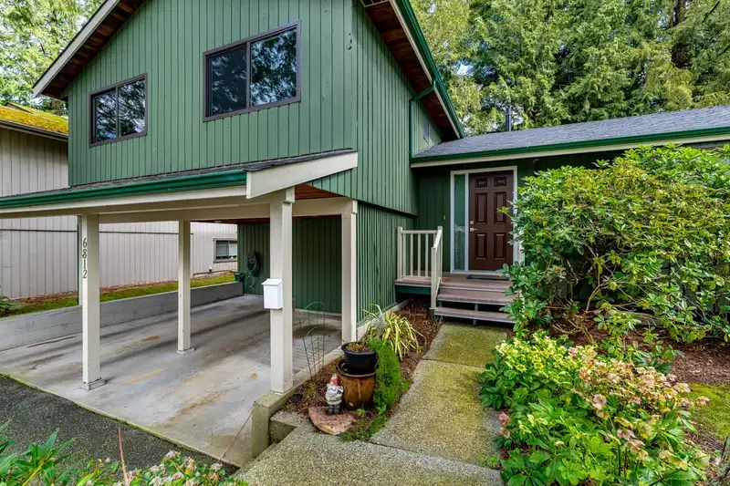6812 WESTVIEW DRIVE - photo 4 of 40
