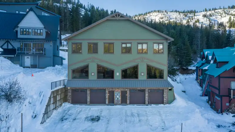 #1 20942 SNOWFLAKE CRESCENT - photo 1 of 40