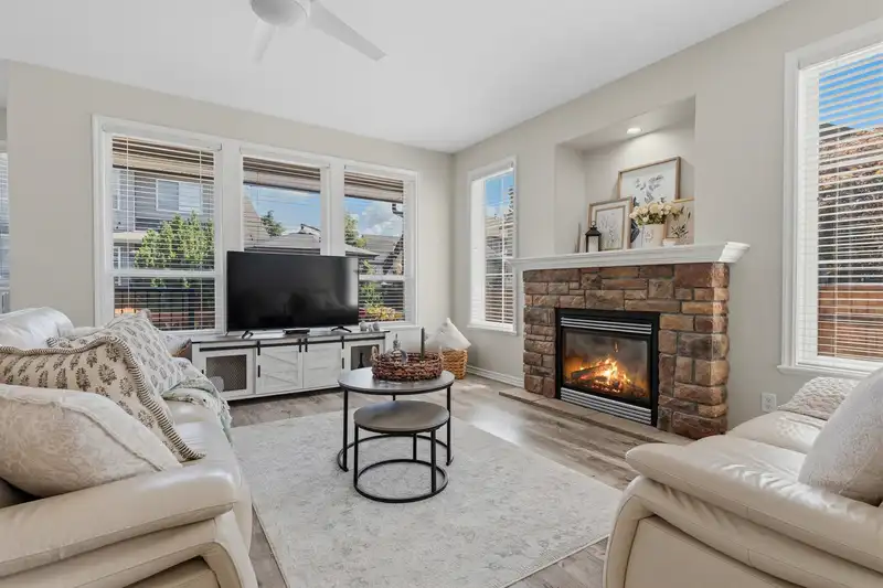 14 5545 PEACH ROAD - photo 3 of 34