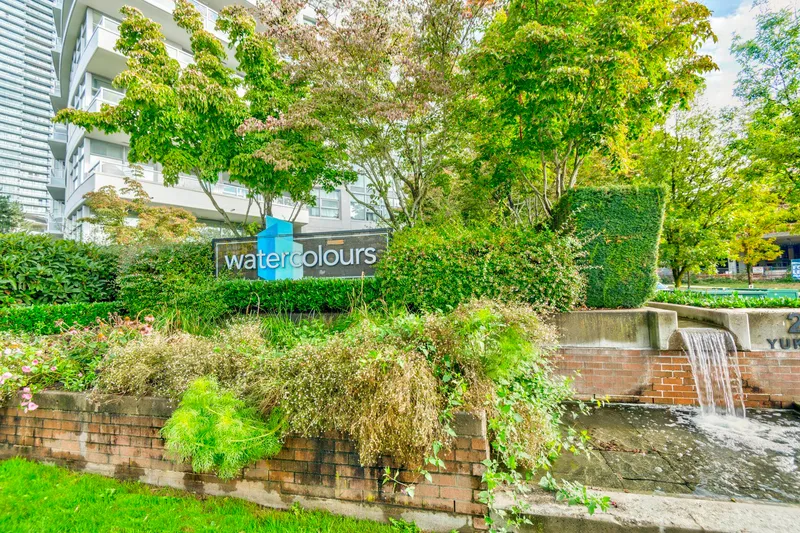 3005 2289 YUKON CRESCENT - photo 2 of 25