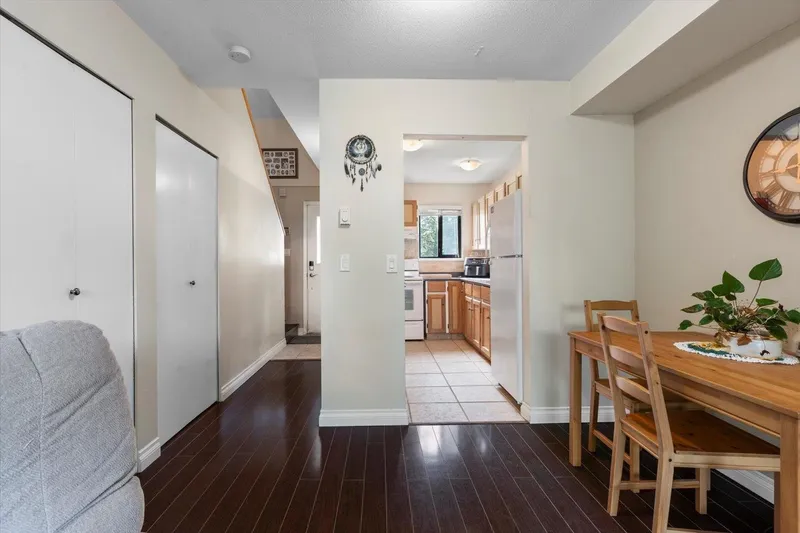 14 6609 138 STREET - photo 4 of 25