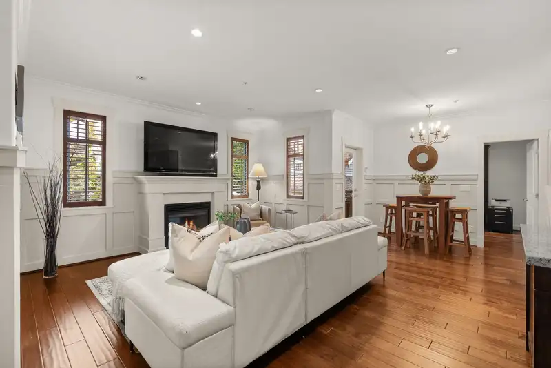 1881 W 13TH AVENUE - photo 4 of 32