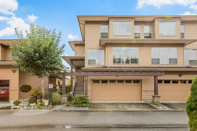 47 16655 64 AVENUE - photo 1 of 30
