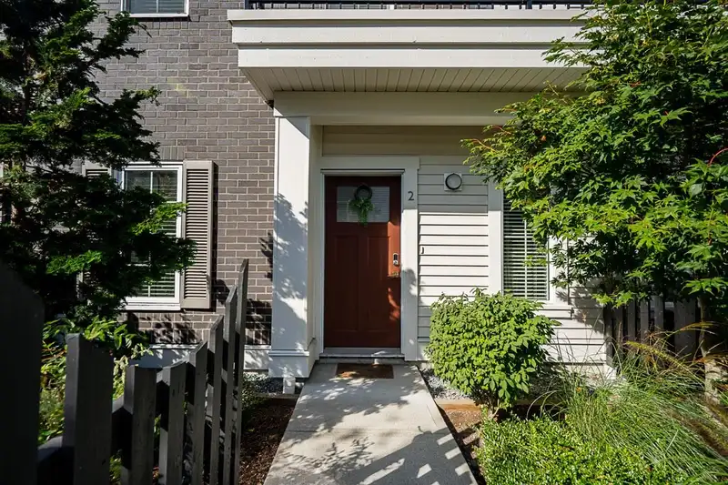 2 8371 202B STREET - photo 1 of 35