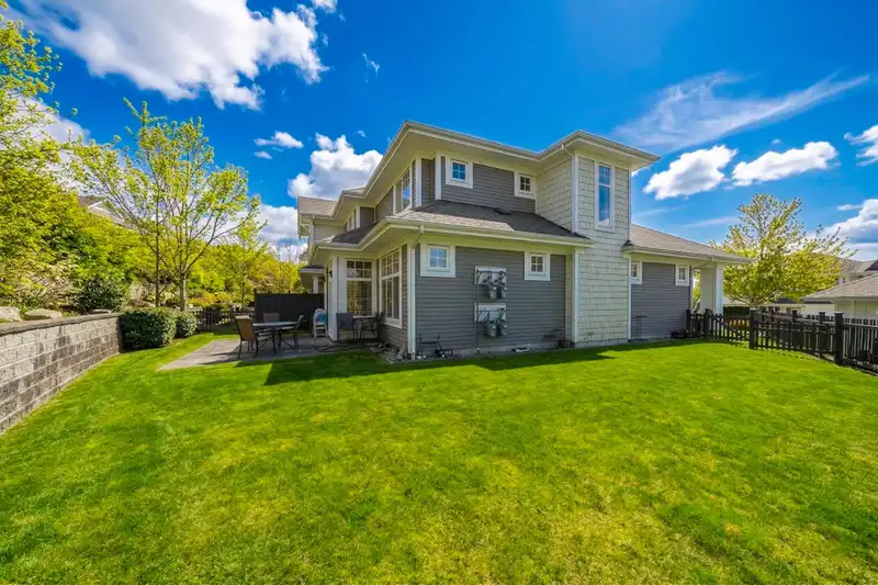 36 10500 DELSOM CRESCENT - photo 1 of 30