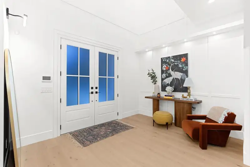 29 50 STREET - photo 4 of 38