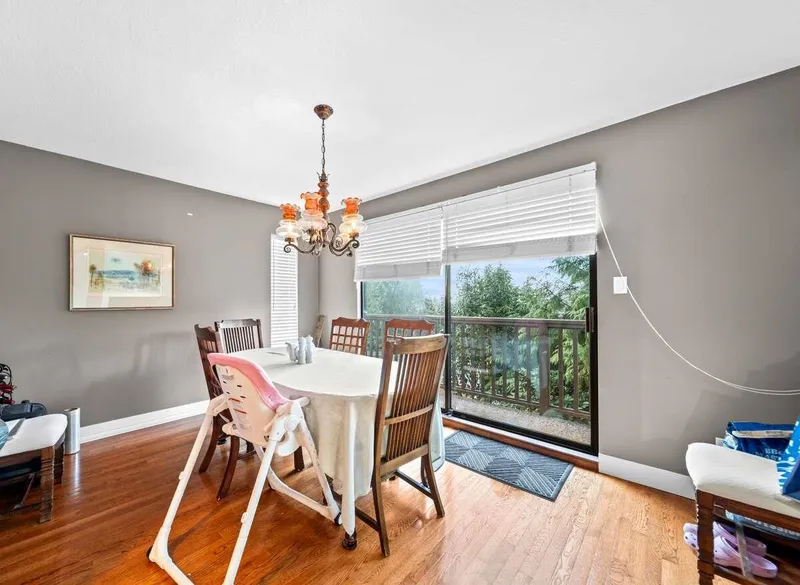 5600 GROUSEWOODS PLACE - photo 4 of 25