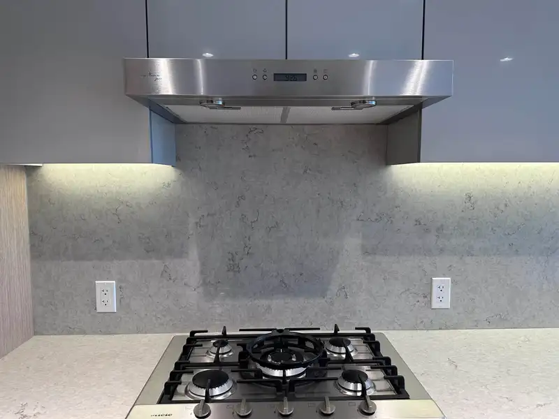 505 3280 CORVETTE WAY - photo 2 of 9