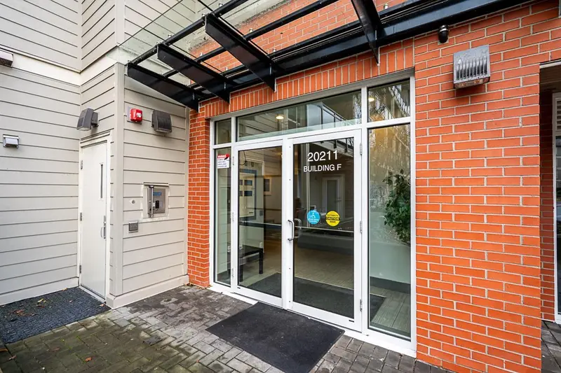 F110 20211 66 AVENUE - photo 4 of 25