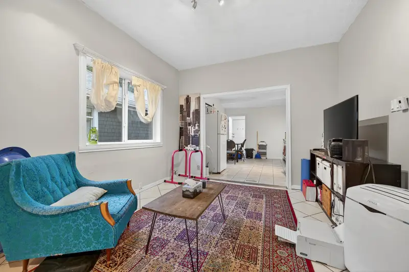 3838 INVERNESS STREET - photo 3 of 25