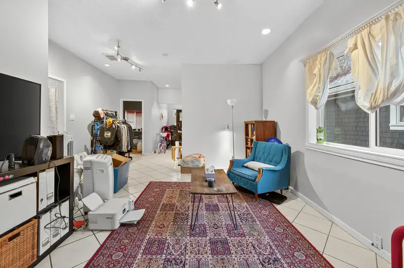 3838 INVERNESS STREET - photo 4 of 25