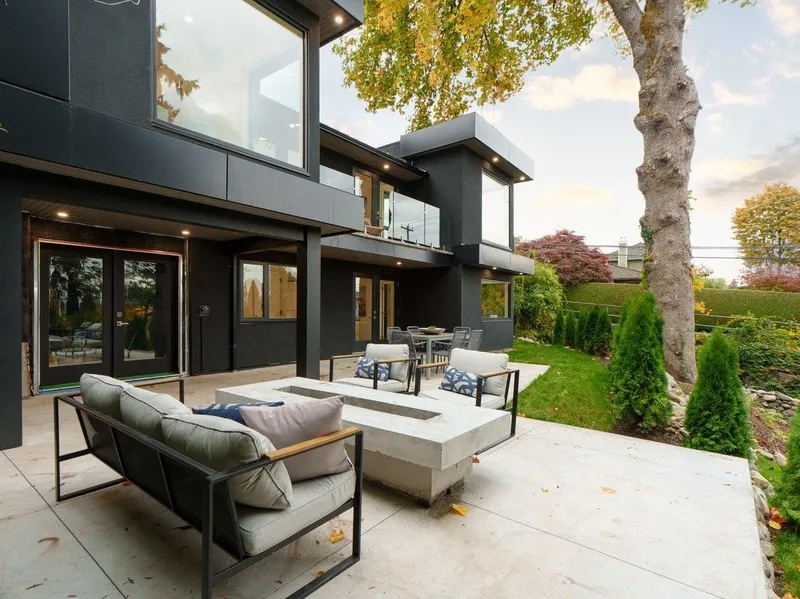 2508 NELSON AVENUE - photo 4 of 21