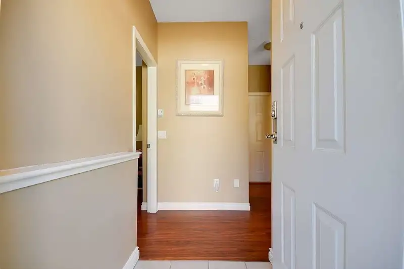 27 15868 85 AVENUE - photo 4 of 35