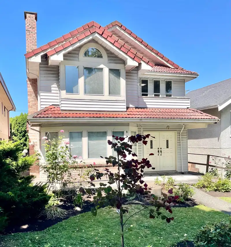 937 W 18TH AVENUE - photo 3 of 36